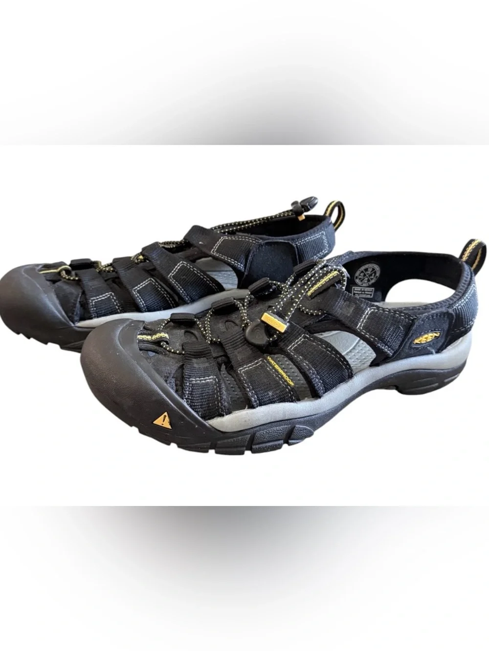 KEEN Newport H2 Men’s 10 water sport hybrid black & yellow sandal